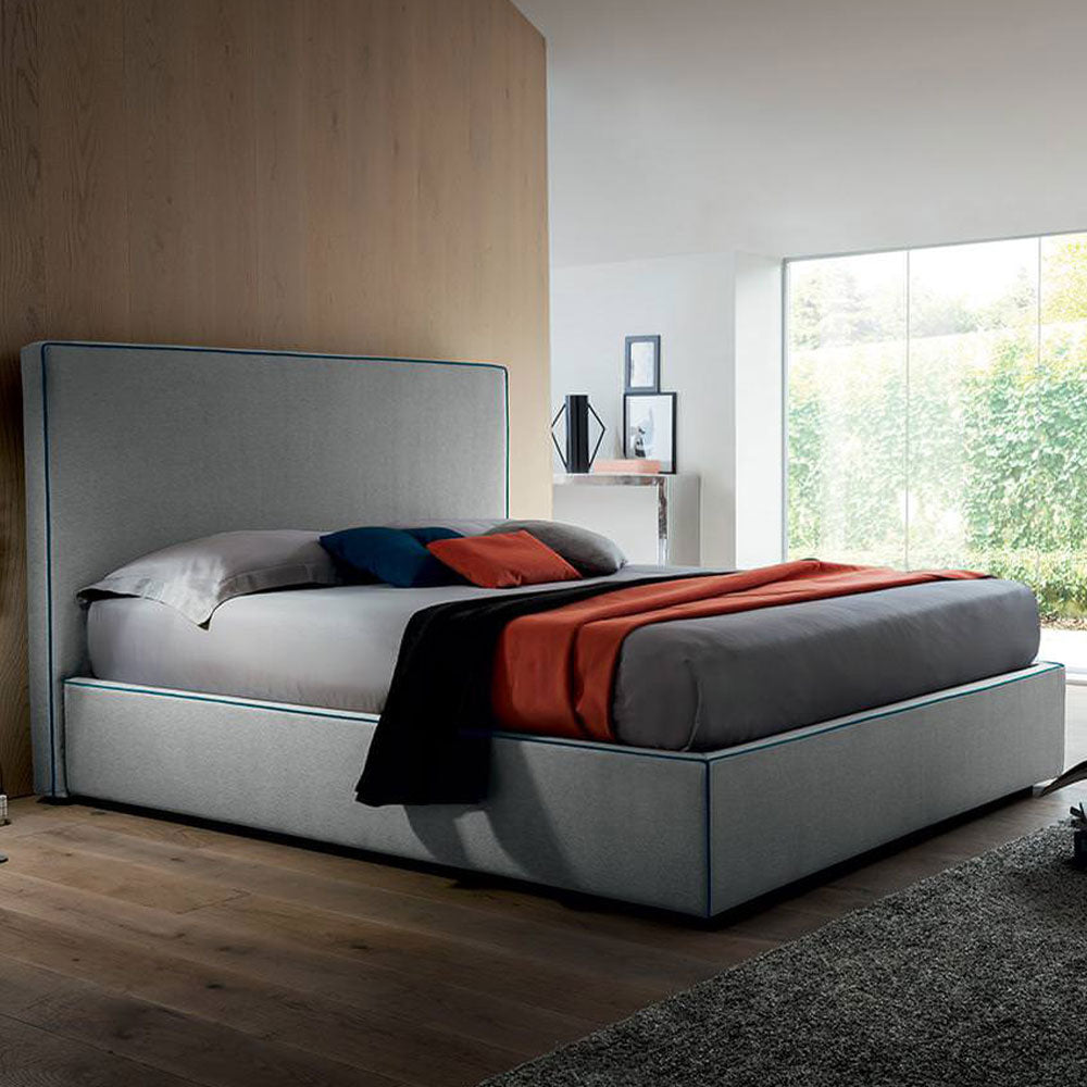 ИТАЛИАНСКА ТАПИЦИРАНА СПАЛНЯ FELIS CHARLES