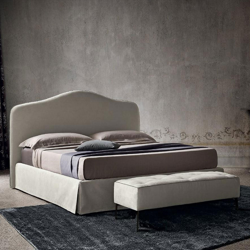 ИТАЛИАНСКА ТАПИЦИРАНА СПАЛНЯ FELIS DAMIAN