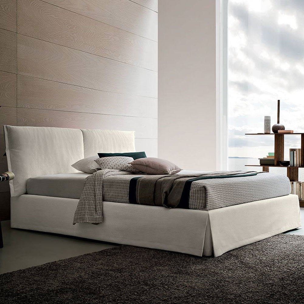 ИТАЛИАНСКА ТАПИЦИРАНА СПАЛНЯ FELIS EMILY