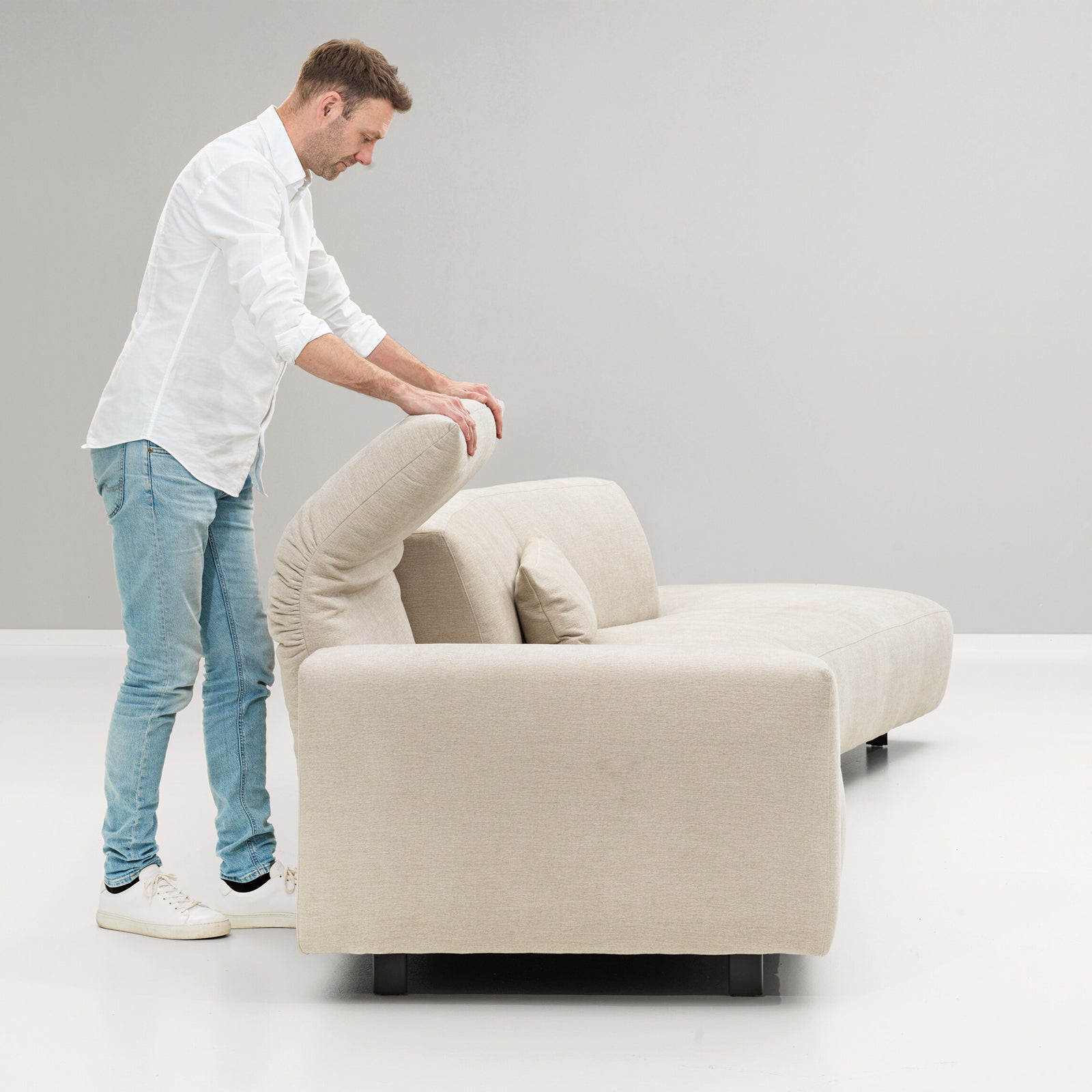 ЪГЛОВ ДИВАН FURNINOVA VESTA