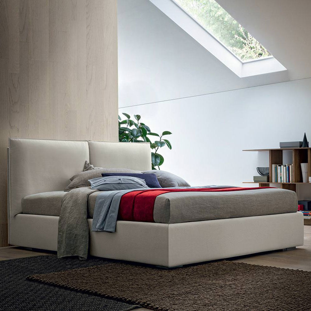 ИТАЛИАНСКА ТАПИЦИРАНА СПАЛНЯ FELIS HENRY