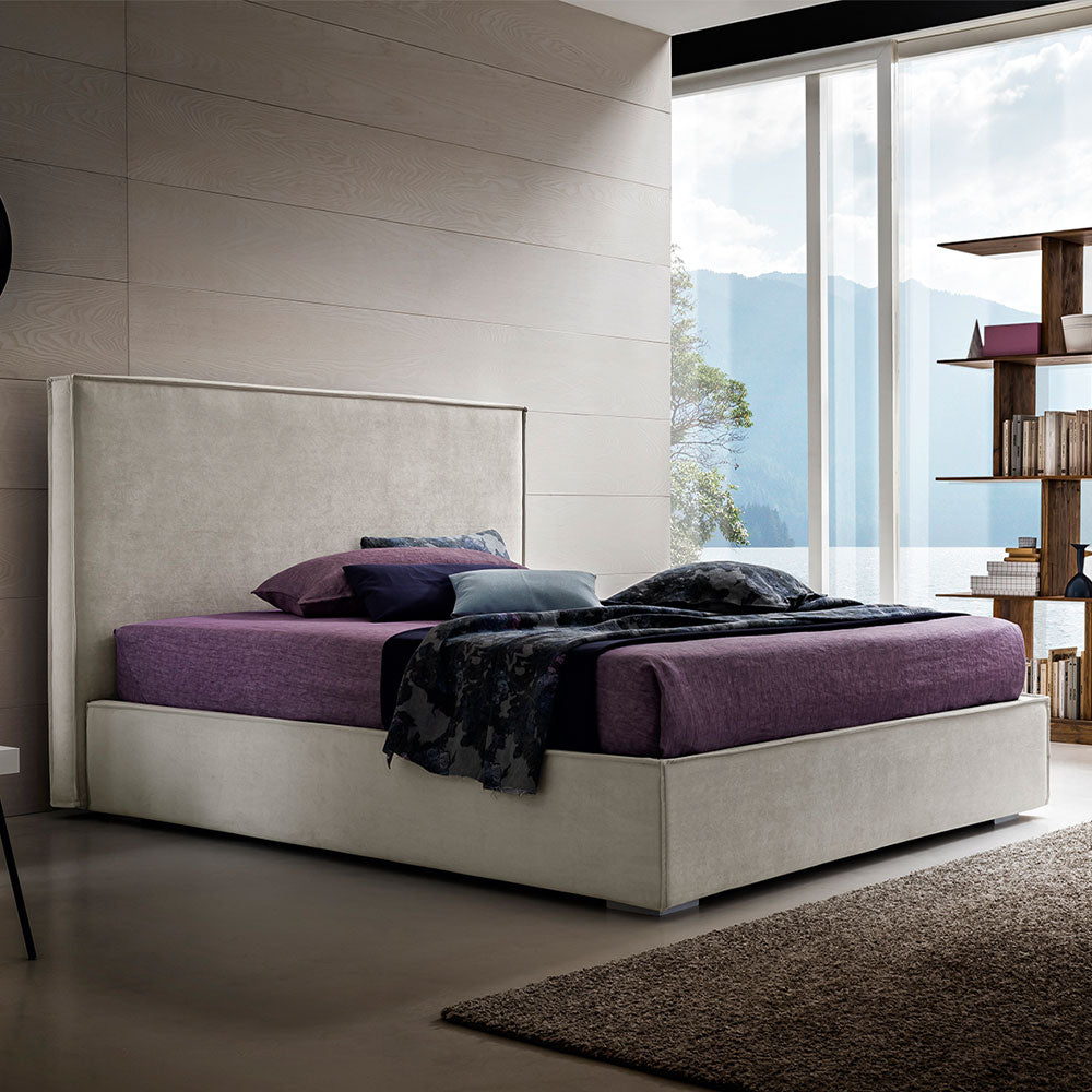 ИТАЛИАНСКА ТАПИЦИРАНА СПАЛНЯ FELIS RICK