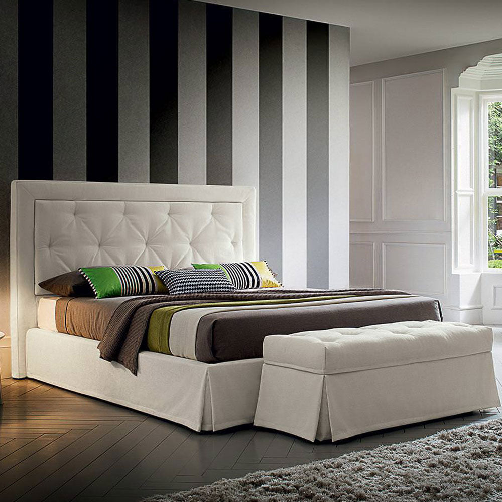 ИТАЛИАНСКА ТАПИЦИРАНА СПАЛНЯ FELIS ADRIAN