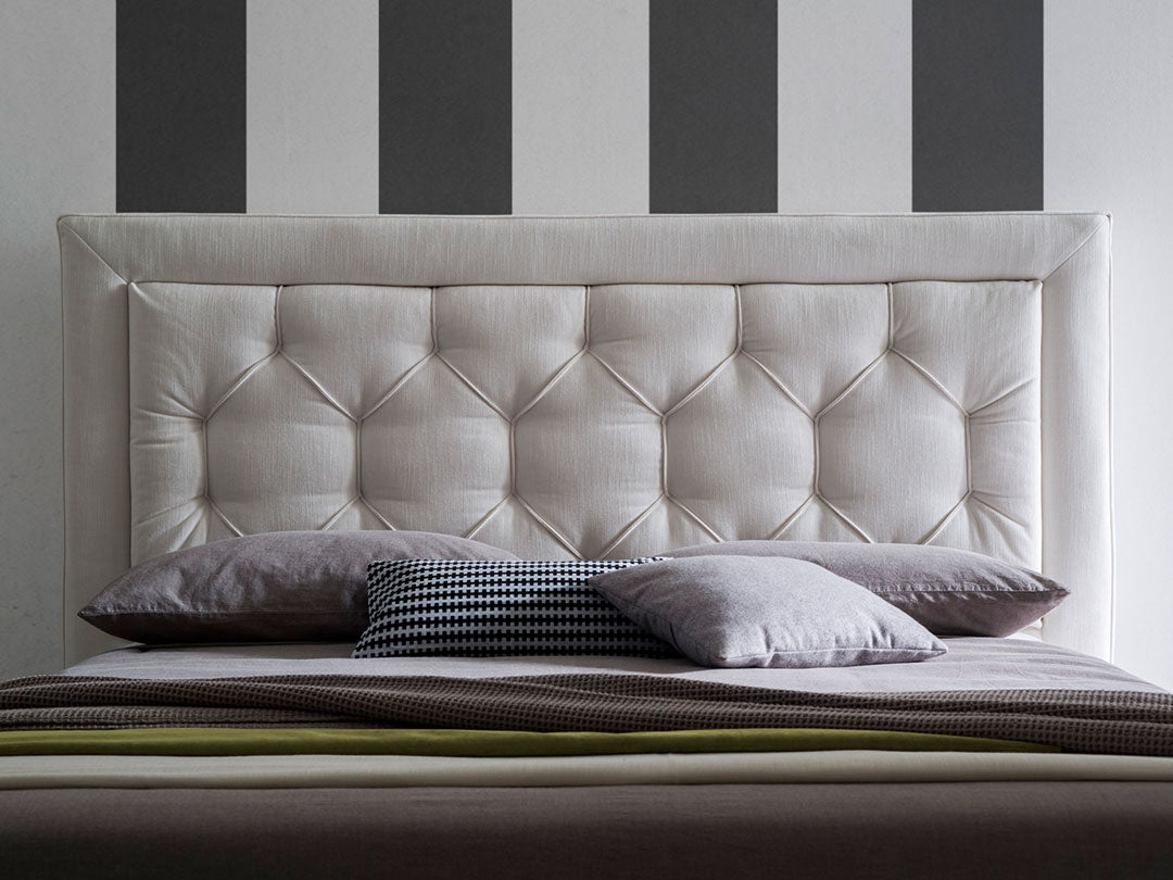 ИТАЛИАНСКА ТАПИЦИРАНА СПАЛНЯ FELIS ADRIAN