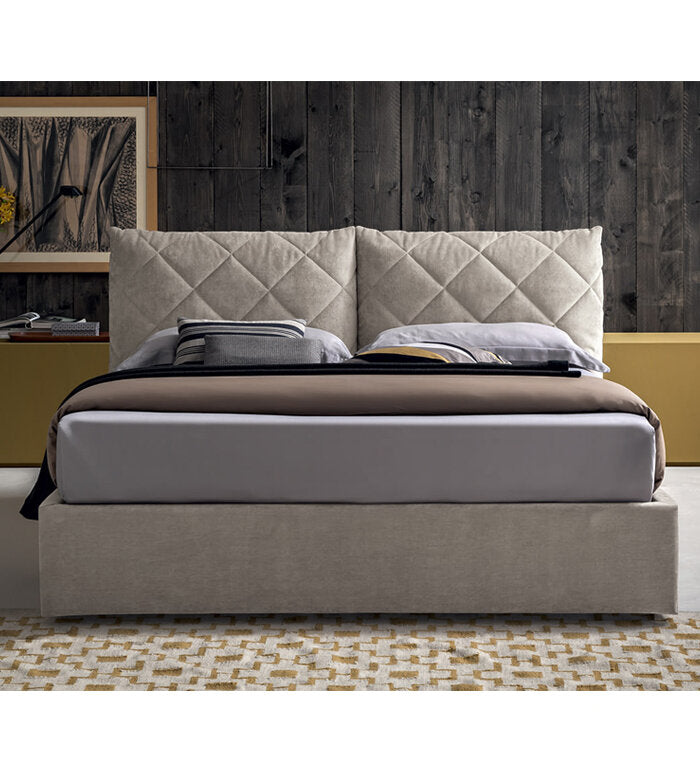 ИТАЛИАНСКА ТАПИЦИРАНА СПАЛНЯ FELIS ALLEN