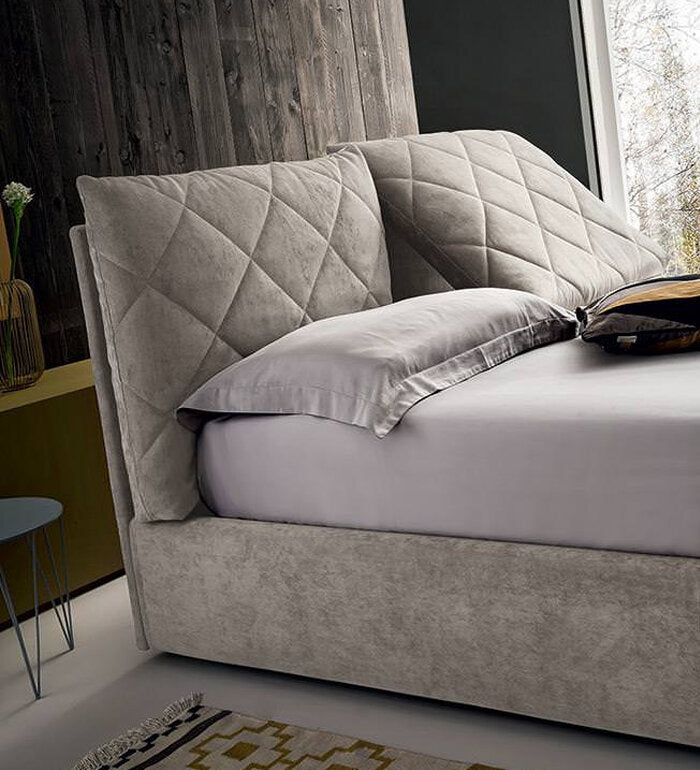 ИТАЛИАНСКА ТАПИЦИРАНА СПАЛНЯ FELIS ALLEN