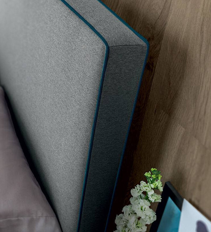 ИТАЛИАНСКА ТАПИЦИРАНА СПАЛНЯ FELIS CHARLES