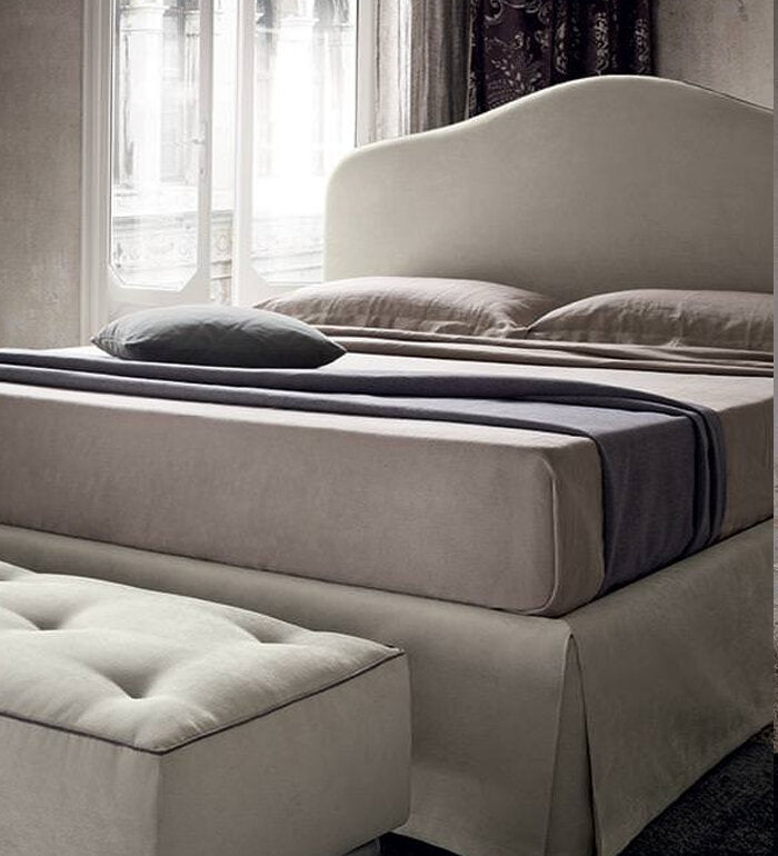 ИТАЛИАНСКА ТАПИЦИРАНА СПАЛНЯ FELIS DAMIAN