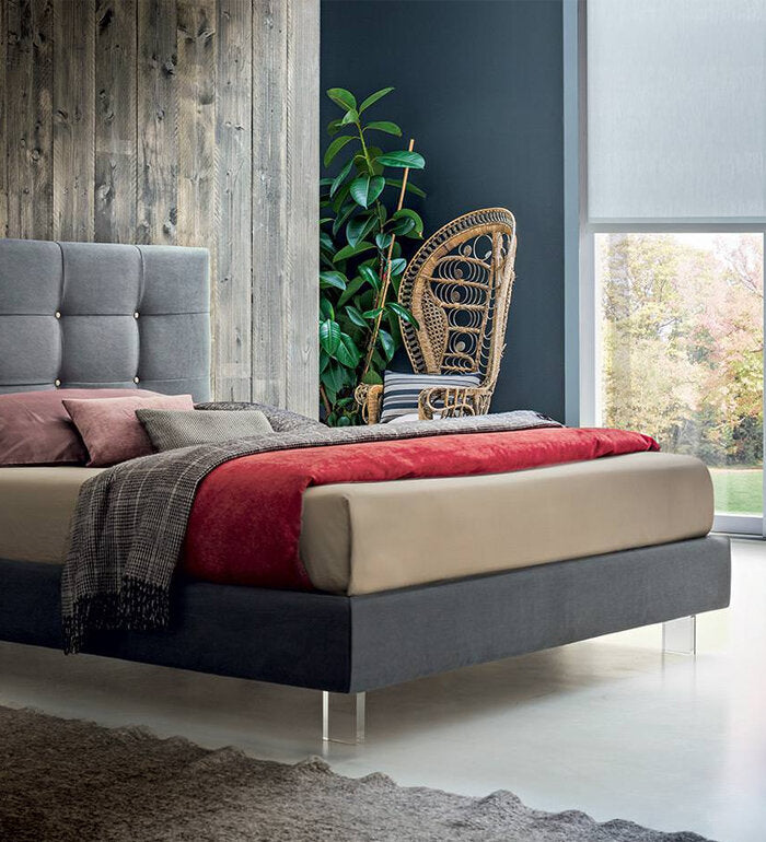 ИТАЛИАНСКА ТАПИЦИРАНА СПАЛНЯ FELIS DENNIS