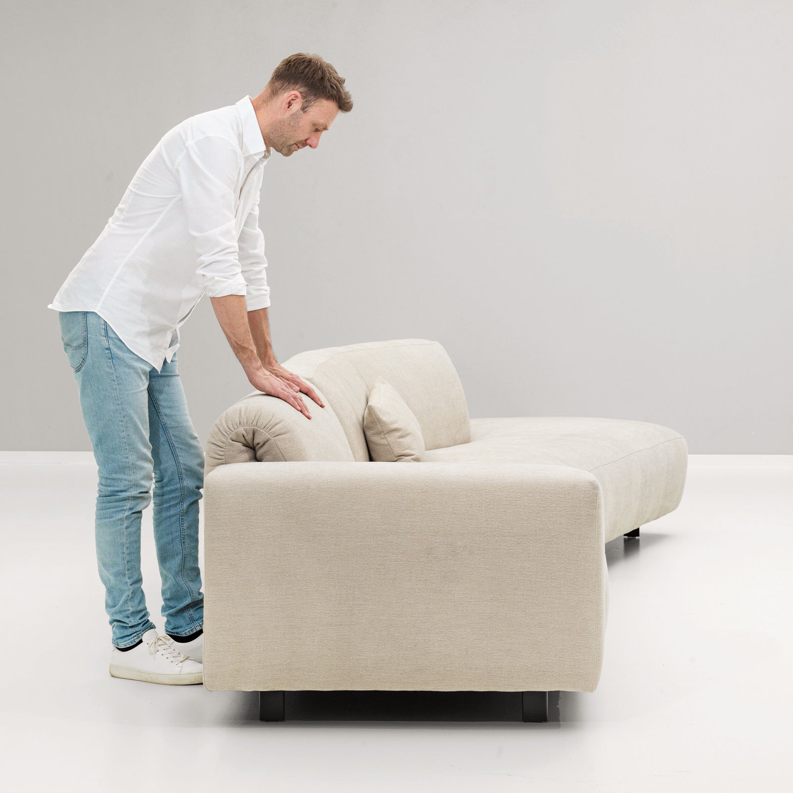 ЪГЛОВ ДИВАН FURNINOVA VESTA