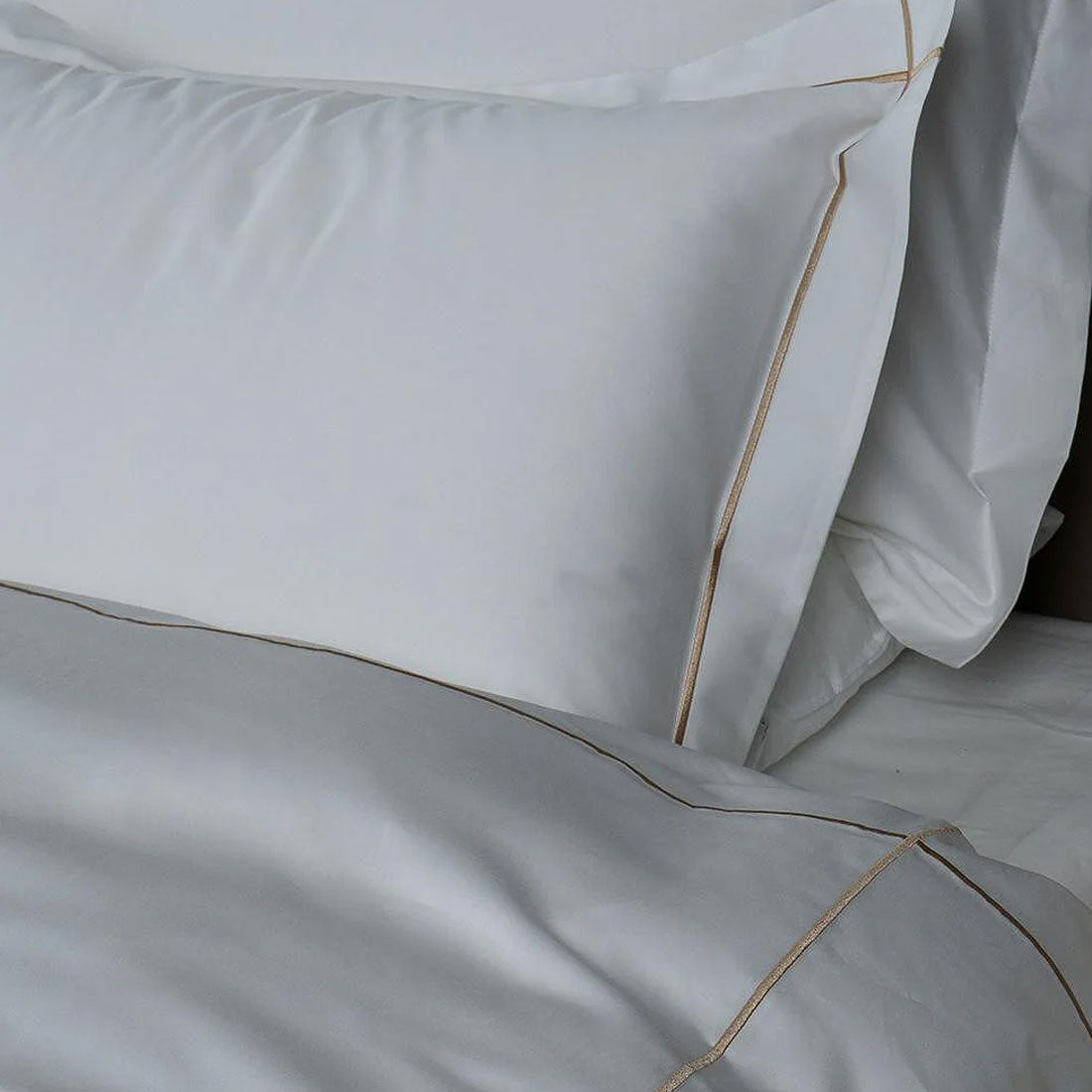 СПАЛЕН КОМПЛЕКТ ILONZO HOME BIANCA WHITE/GOLD