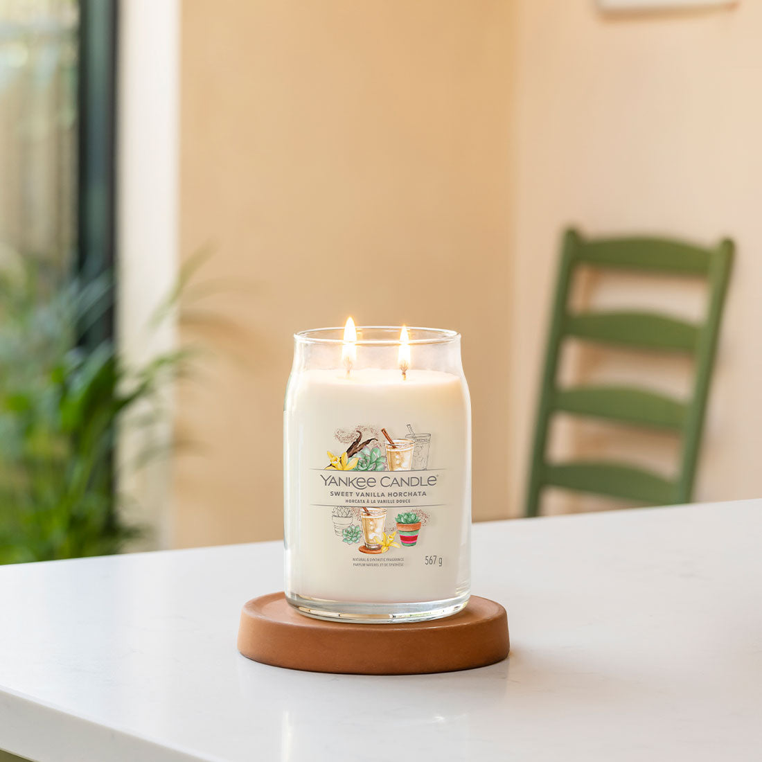 СВЕЩ YANKEE CANDLE SIGNATURE SWEET VANILLA HORCHATA