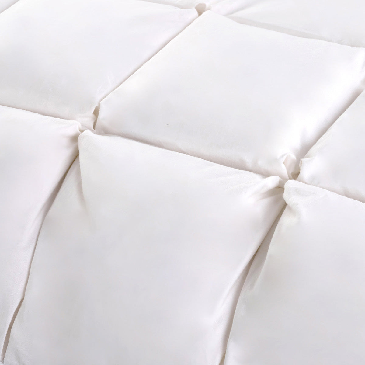 ВЪЗГЛАВНИЦА WHITE BOUTIQUE DIAMOND