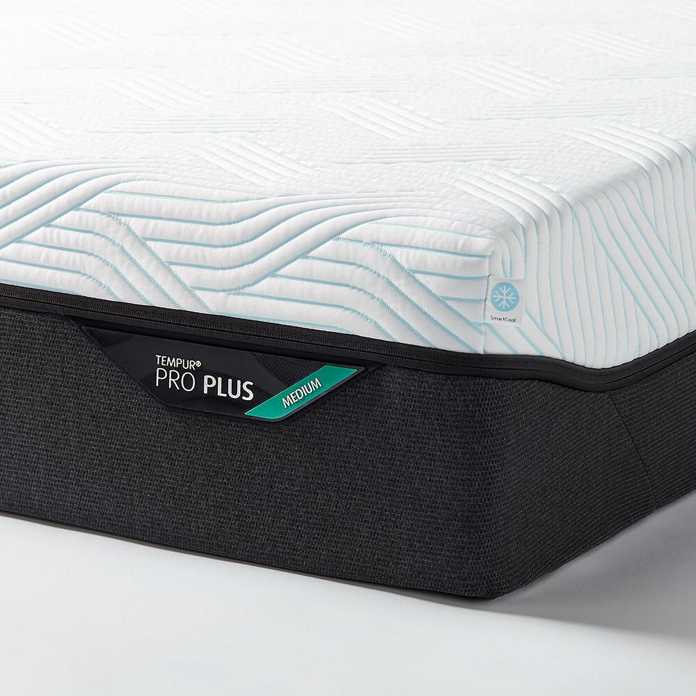 МАТРАК TEMPUR PRO PLUS SMART COOL MEDIUM