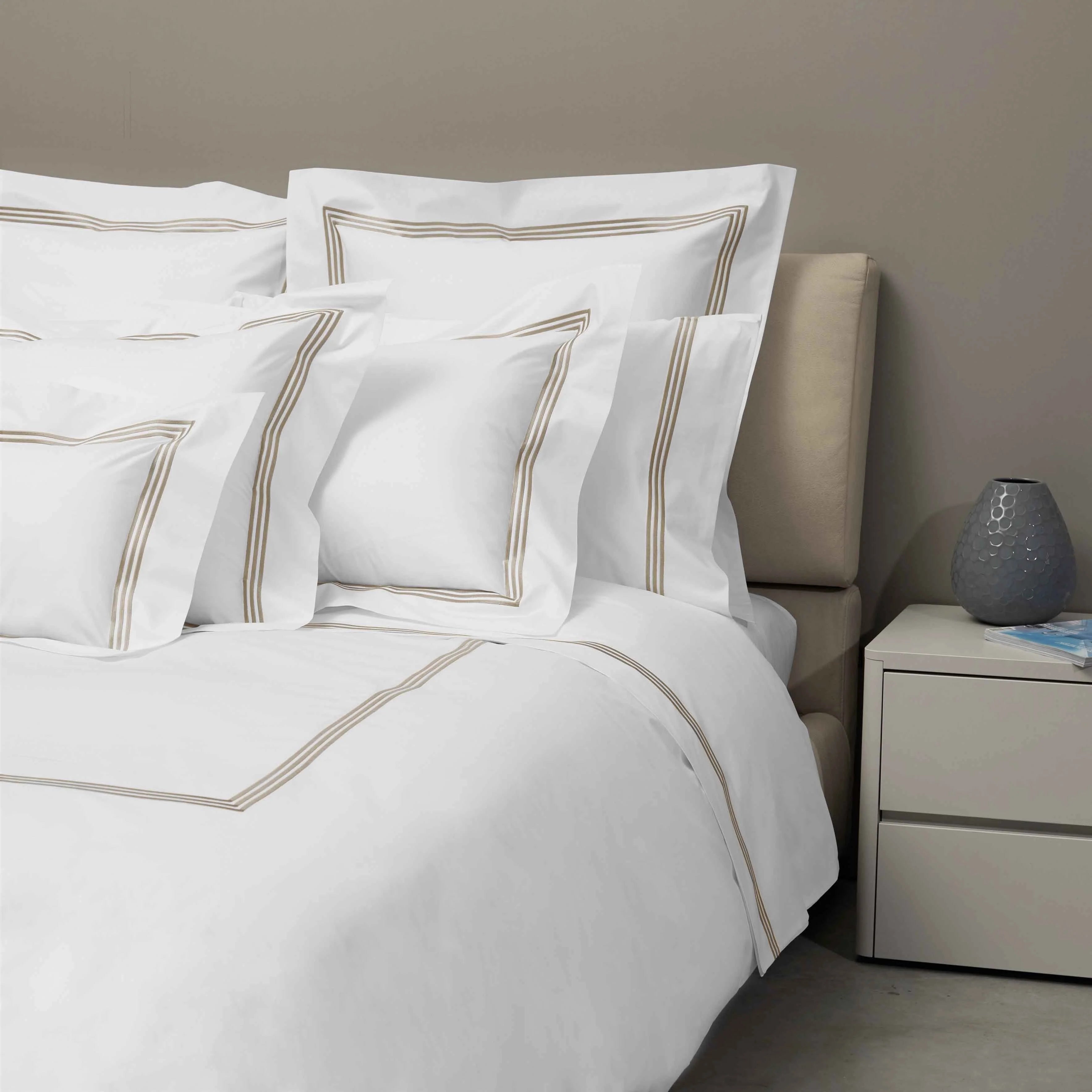 СПАЛЕН КОМПЛЕКТ SIGNORIA PLATINUM WHITE/TAUPE