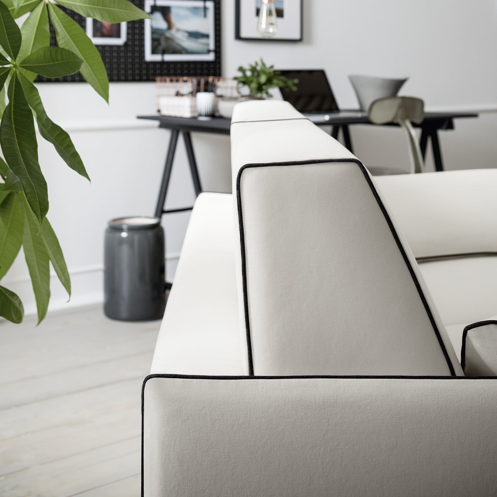 РАЗТЕГАТЕЛЕН ДИВАН FELIS TRUMAN