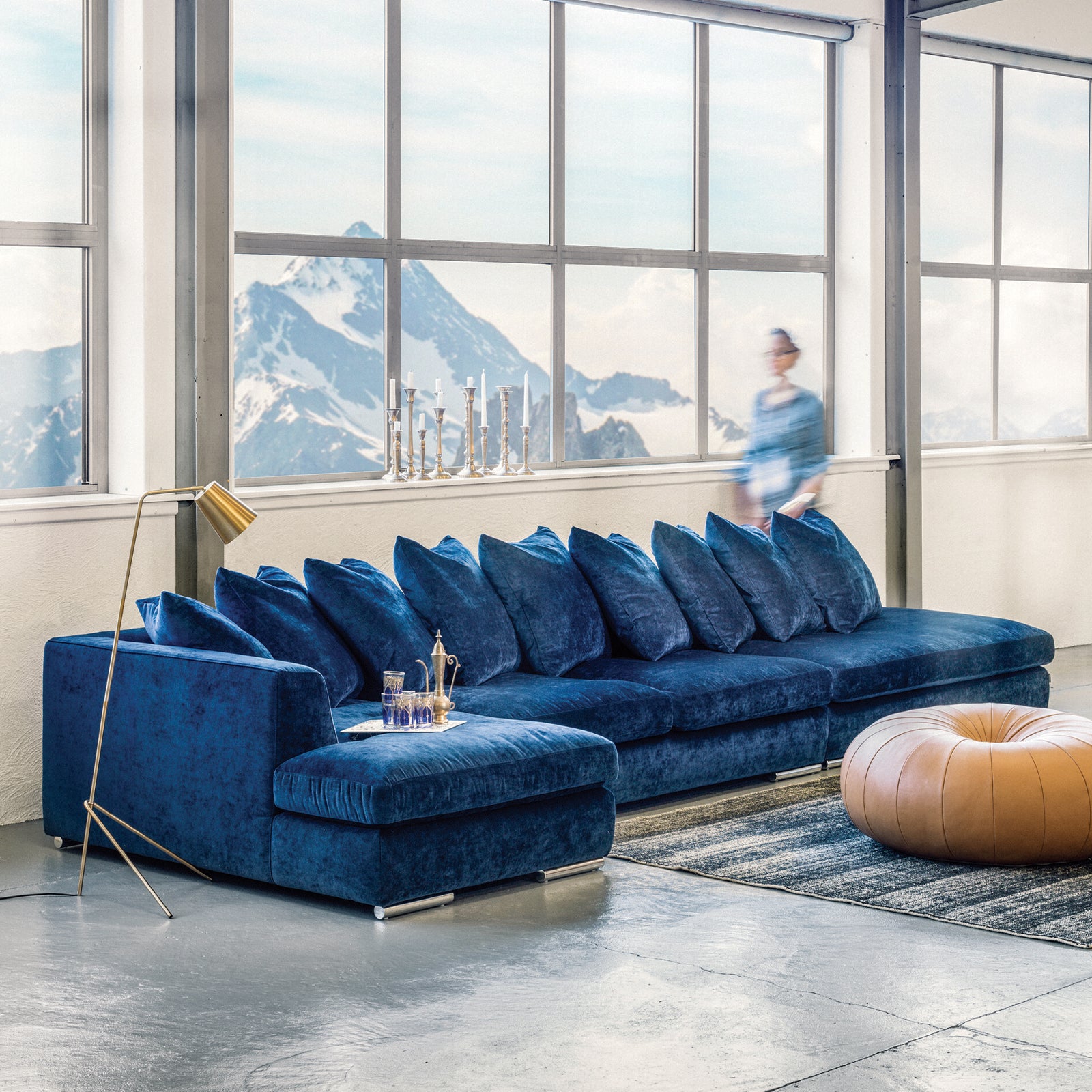 ЪГЛОВ ДИВАН FURNINOVA PASO DOBLE NIGHT